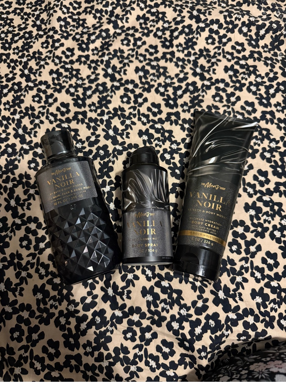 Bath & Body Works Vanilla Noir Black & Gold Body Care Trio